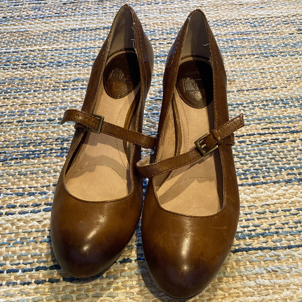 Frye Lois Mary Jane Heels
